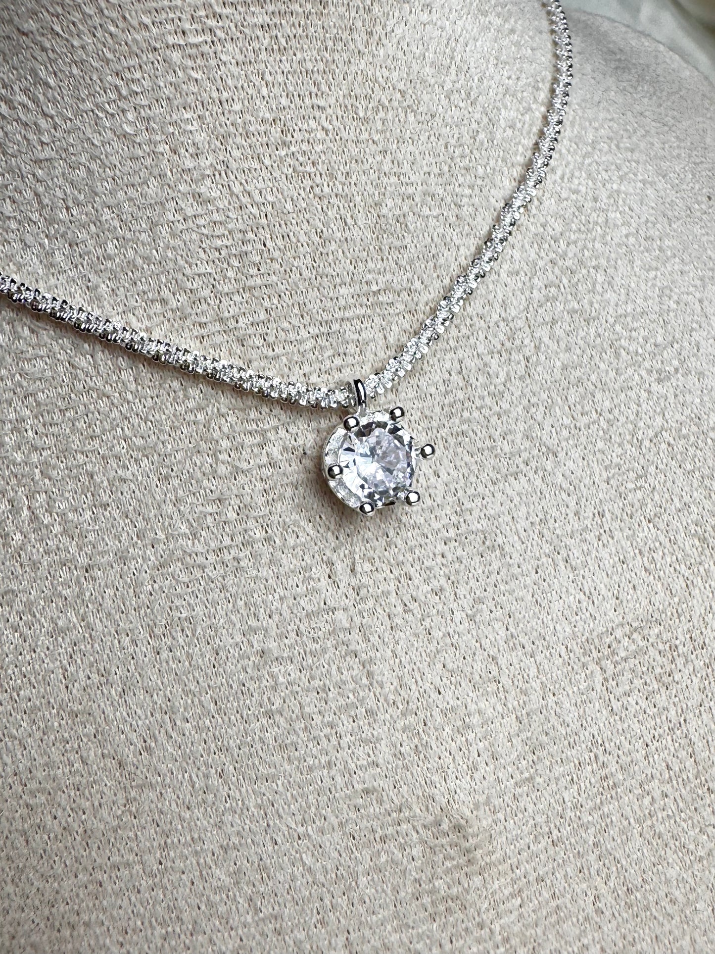 Сребърно колие "Lux"