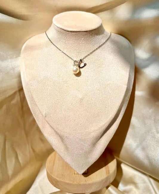 5 начина да комбинирате бижута от неръждаема стомана с ежедневния си стил