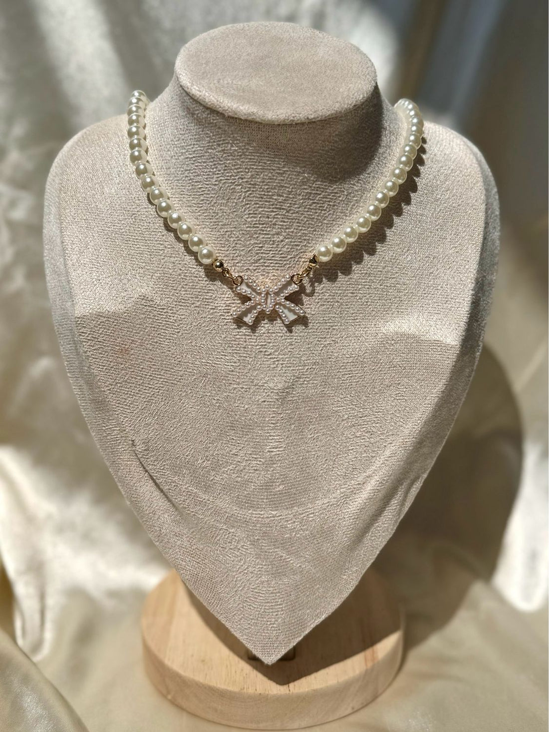 Как да избирате бижута според формата на лицето ви