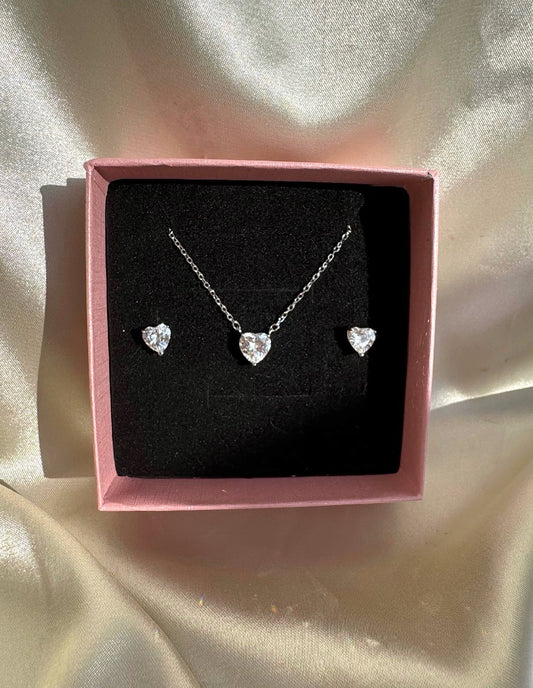 Сребърен комплект "Сърца"